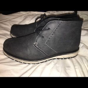 STEVE MADDEN MENS CHUKKA BOOTS GRAY